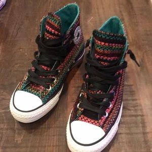 Girls size 4 converse